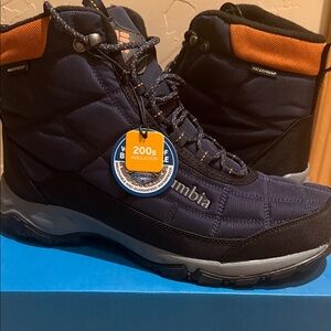 Columbia Men's Insulated Black and Orange Boots